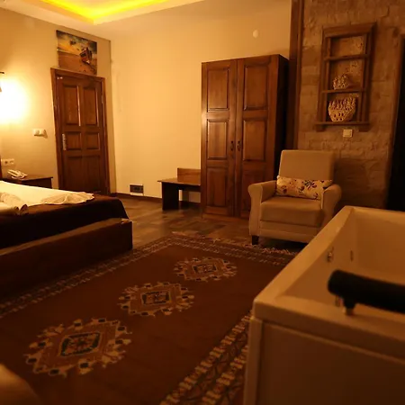 El Nazar Stone Bed & Breakfast