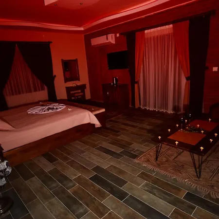 El Nazar Stone Bed & Breakfast 2*