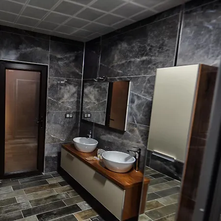 El Nazar Stone Bed & Breakfast