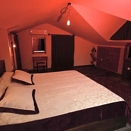 Frühstückspension El Nazar Stone 4*