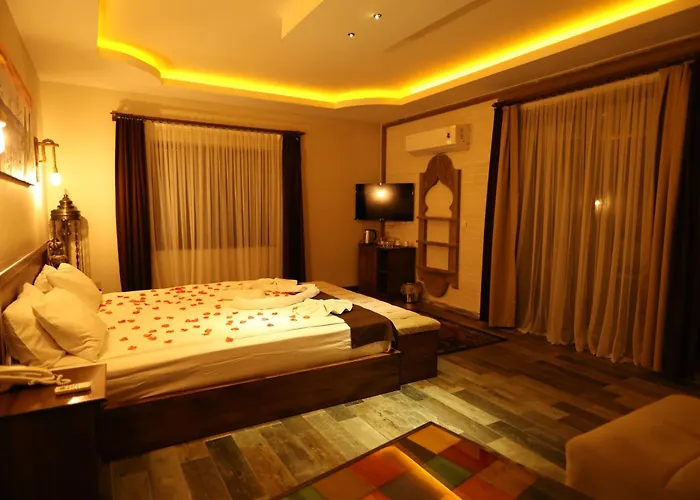 El Nazar Stone Üçhisar